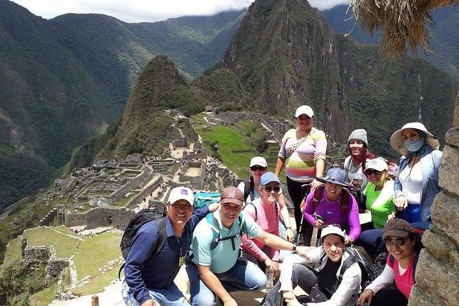 live-unique-experience-machupicchu-2-days-tour