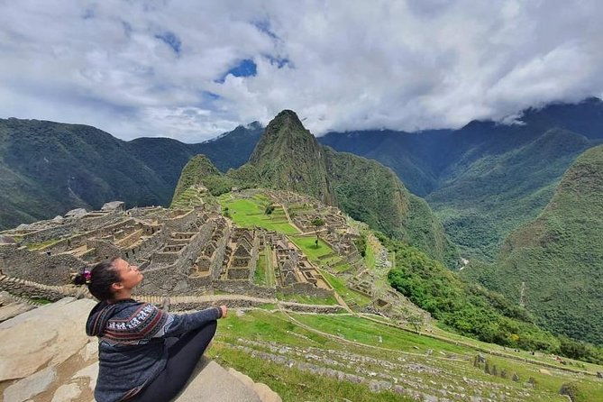 live-unique-experience-machupicchu-2-days-tour