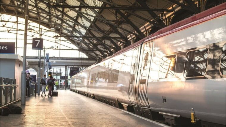 liverpool-and-the-beatles-day-tour-from-london-2