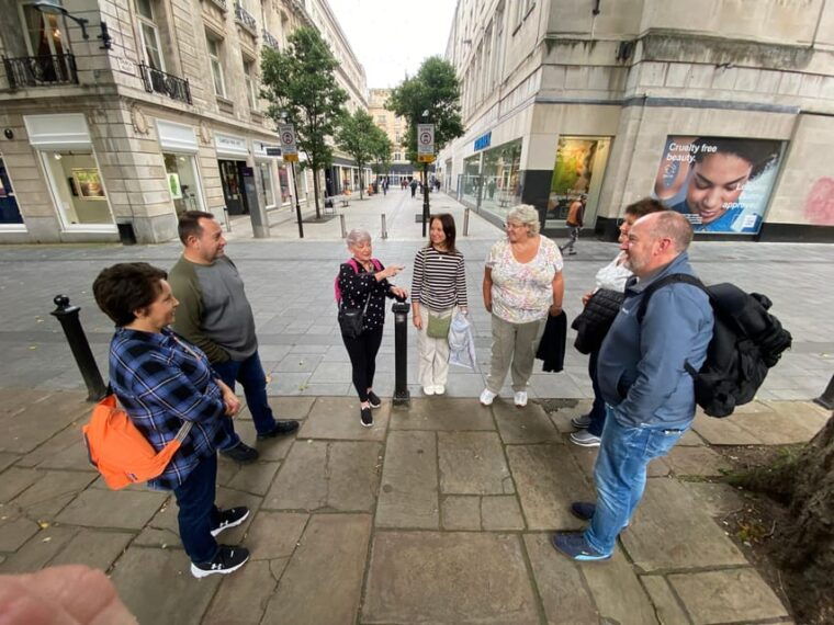 liverpool-guided-food-and-drink-tour-with-tastings