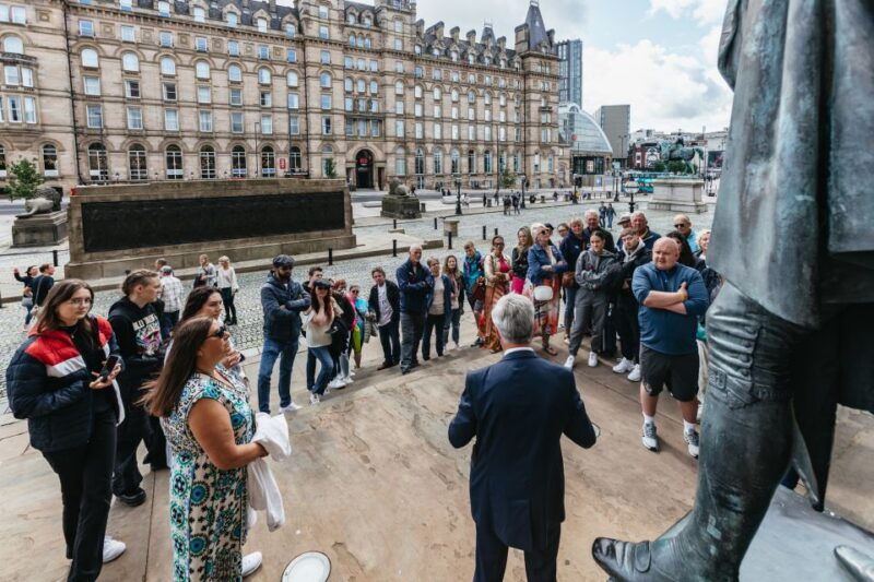 liverpool-official-peaky-blinders-coach-tour-of-merseyside
