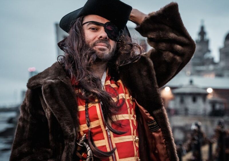 liverpool-pirate-pub-crawl-boat-tour
