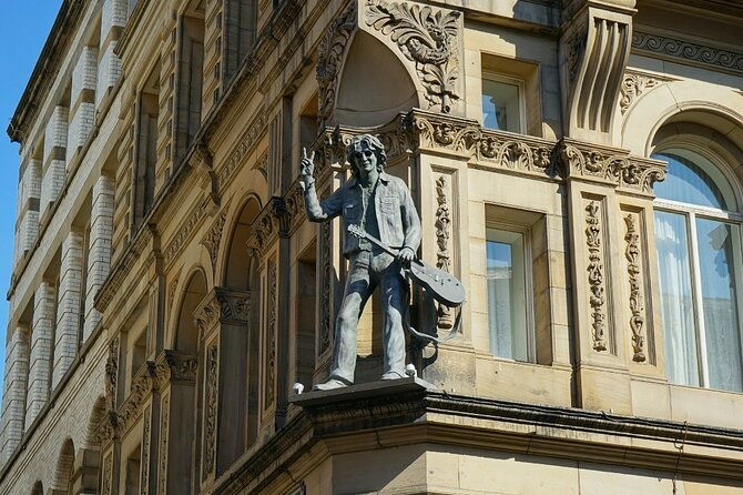 liverpool-quest-self-guided-city-walk-immersive-treasure-hunt