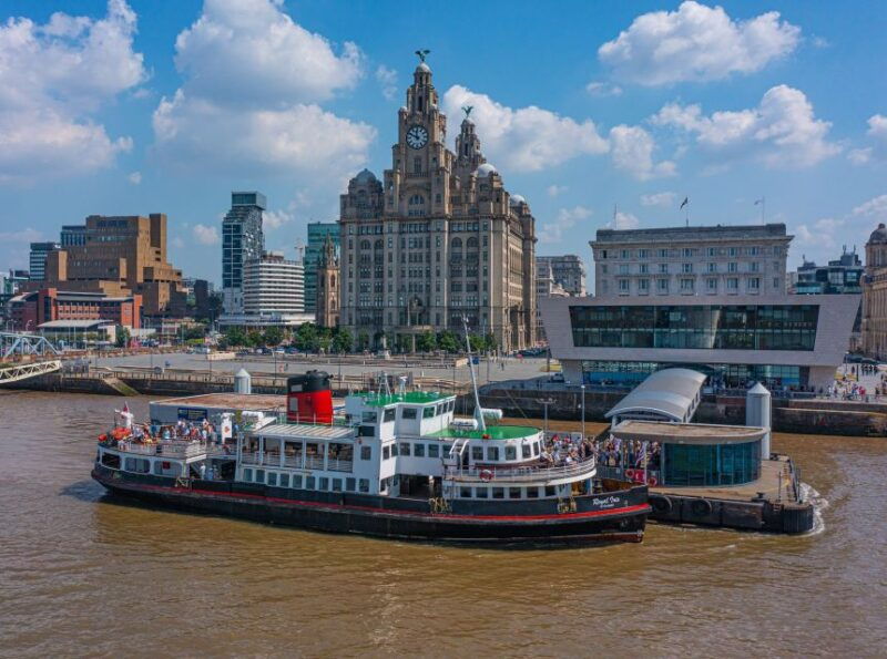 liverpool-river-cruise-and-hop-on-hop-off-bus-tour