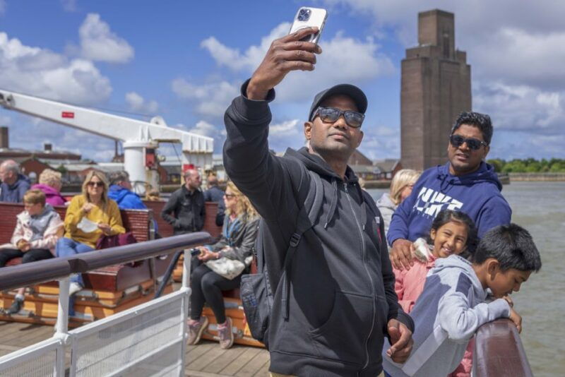 liverpool-river-cruise-and-hop-on-hop-off-bus-tour
