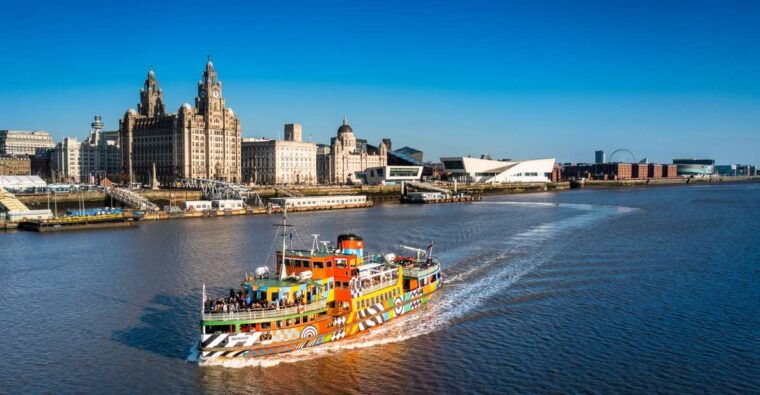liverpool-river-cruise-and-hop-on-hop-off-bus-tour