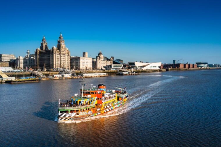 liverpool-river-cruise-and-hop-on-hop-off-bus-tour