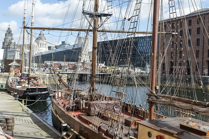 liverpool-slavery-walking-tour-commercial-side