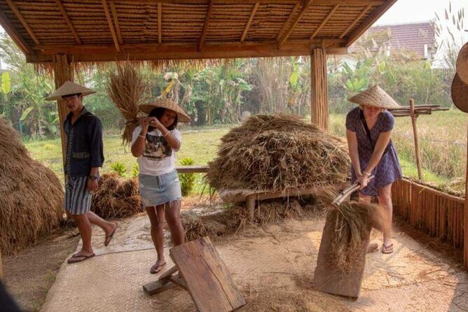 Living Land Experience and Kuang Si water with Lunch - Exploring the Itinerary: What to Expect From Start to Finish