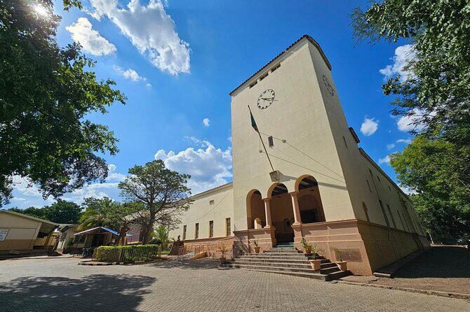 Livingstone Town Guided Tour - Key Points