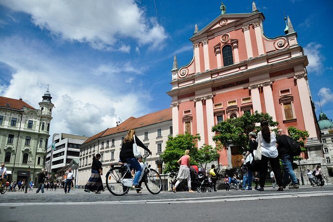 ljubljana-private-walking-tour-with-a-local