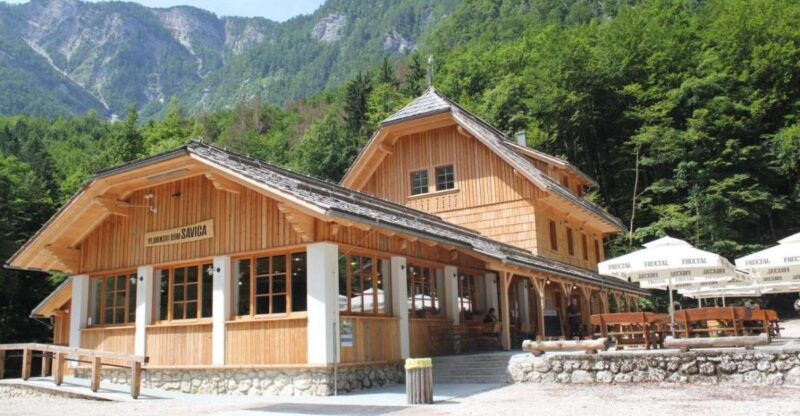 ljubljana-savica-waterfall-lake-bohinj-and-lake-bled-tour