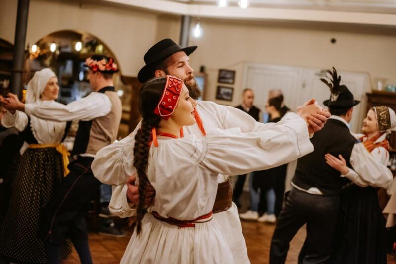 ljubljana-traditional-slovenian-dinner-and-show