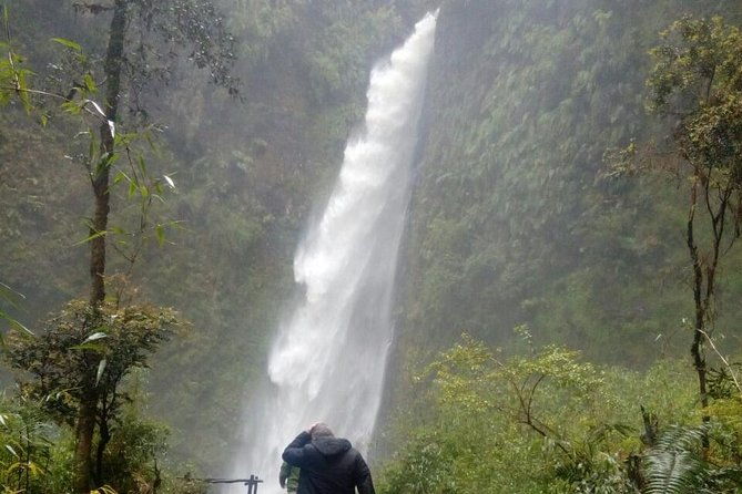 llanquihue-lake-cirquit-waterfalls