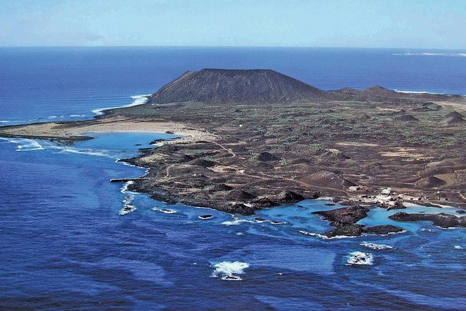 lobos-island-with-snorkel-activity-from-corralejo-fuerteventura