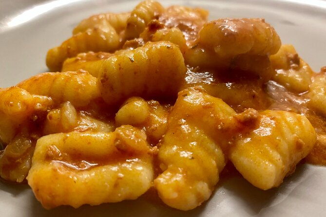 local-dinner-with-fresh-ingredients-from-rialto-market-in-venice