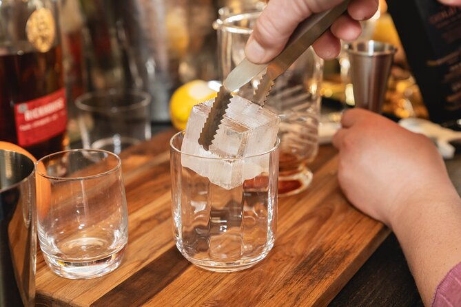 local-distillery-cocktail-class-skyline-views-and-city-history