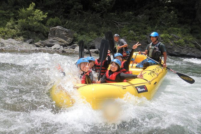 local-half-past-12-meeting-rafting-tour-half-day-3-hours