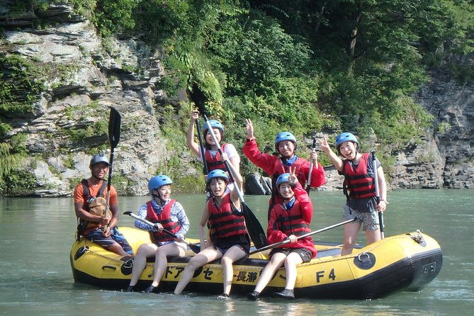 local-half-past-12-meeting-rafting-tour-half-day-3-hours