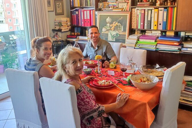 local-home-cooking-a-taste-of-the-greek-islands-in-athens-2