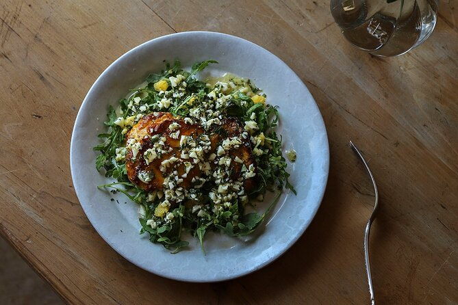 local-honey-to-table-tasting-and-lunch-experience