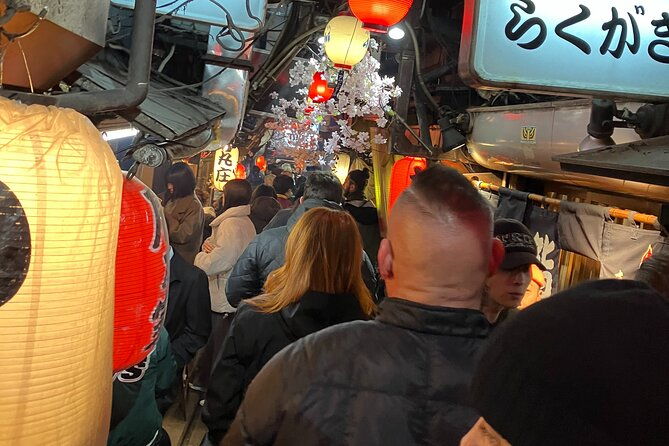 local-izakayajapanese-traditional-bar-hopping-in-shinjuku