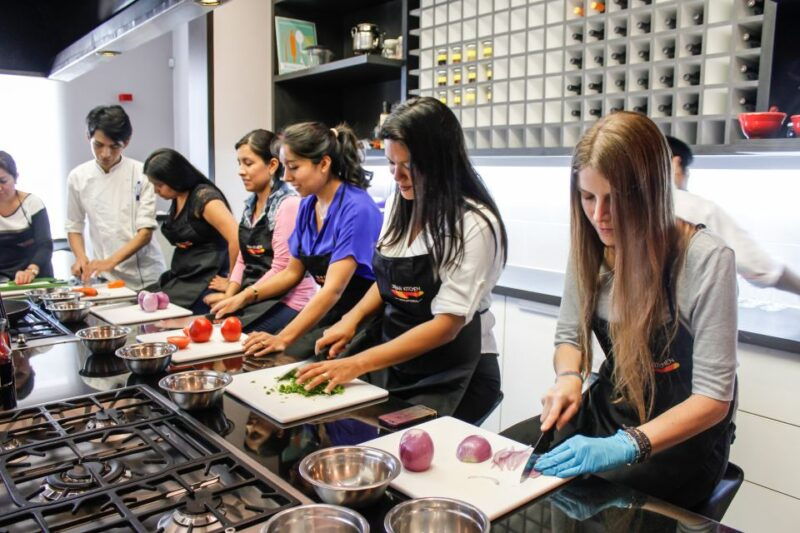 local-market-participative-cooking-class-at-urban-kitchen