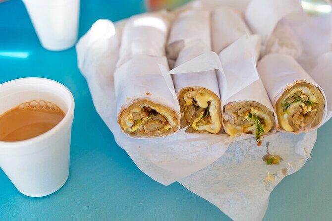 Local Street Food and Guided Walking Tour of Dubai Old Town - An In-Depth Look at the Dubai Old Town Food & Culture Tour