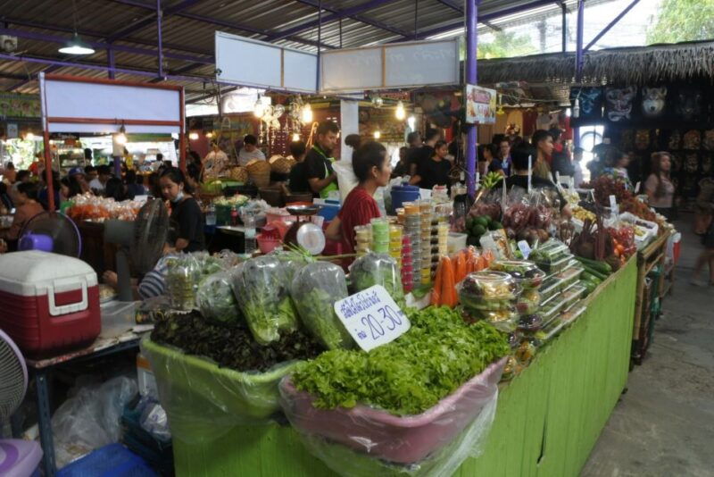 local-weekend-markets-khlong-lat-mayom-chatuchak-tour