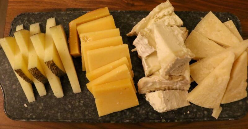 locals-favorites-food-tour-3