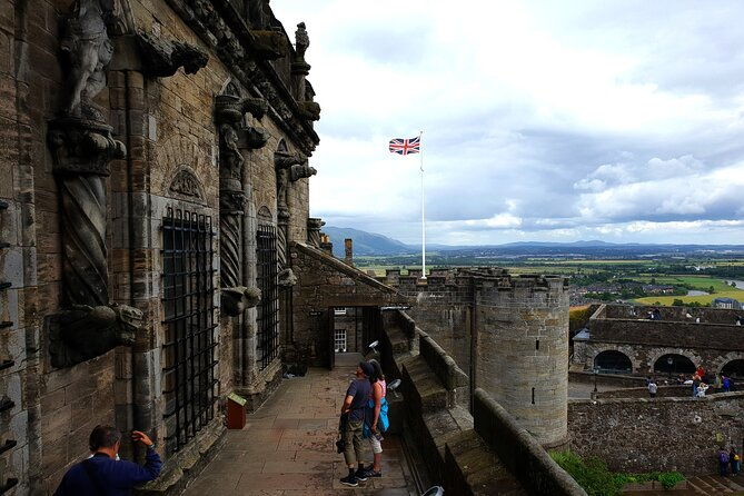 loch-lomond-stirling-castle-distillery-luxury-private-tour