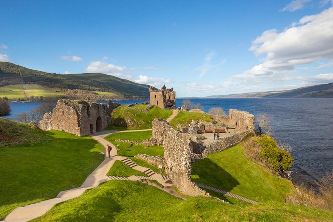 loch-ness-cruise-outlander-urquhart-castle-tour-from-inverness