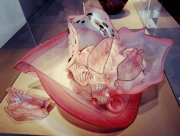 lodging-at-old-faithful-yellowstonegrand-teton-5-day-tour