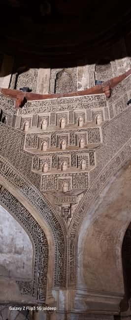 Lodhi garden heritage walk private tour by Guide and Car - An In-Depth Look at the Lodhi Garden Heritage Walk