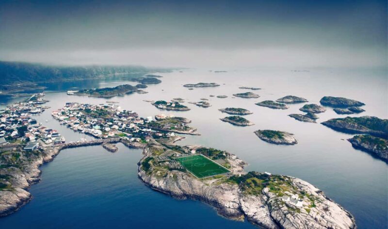 Lofoten: Full-Day Tour with a Local Chinese-Speaking Guide - Key Points  