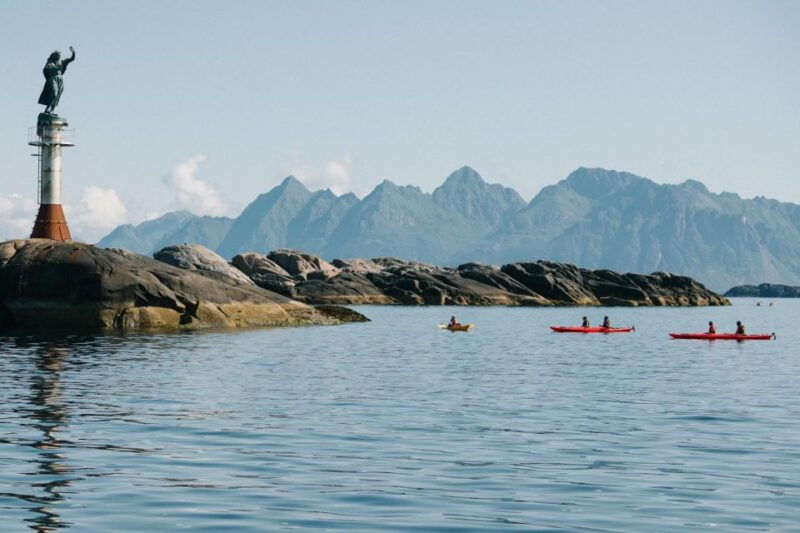 lofoten-guided-kayak-experience