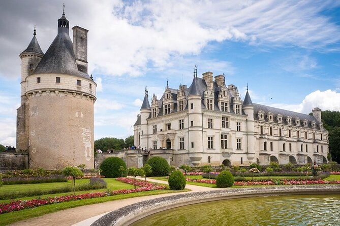 loire-castles-day-trip-and-wine-tasting-private-trip-from-paris