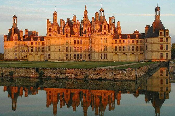 loire-castles-day-trip-and-wine-tasting-private-trip-from-paris