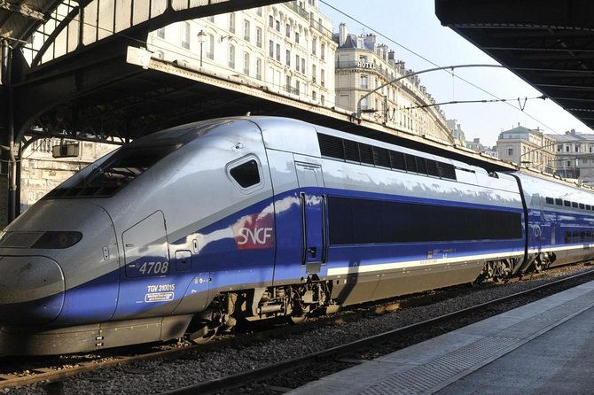 loire-valley-2-days-private-tour-all-inclusive-from-paris-with-train-tickets-2