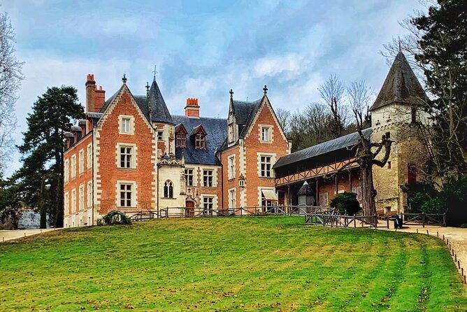 loire-valley-amboise-royal-castle-clos-luce-da-vinci-castle