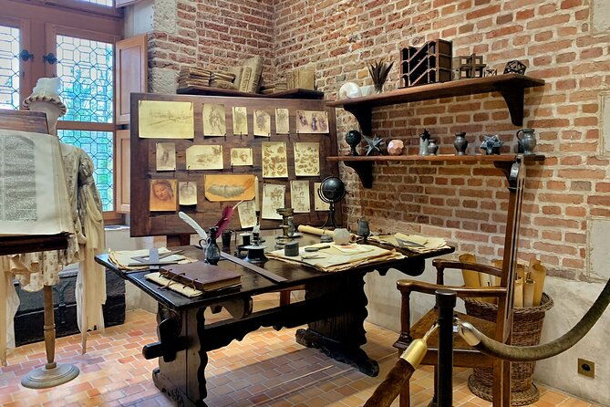 loire-valley-amboise-royal-castle-clos-luce-da-vinci-castle