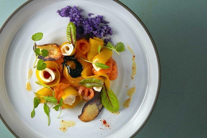 loire-valley-castles-and-wineries-private-vip-day-trip-with-lunch