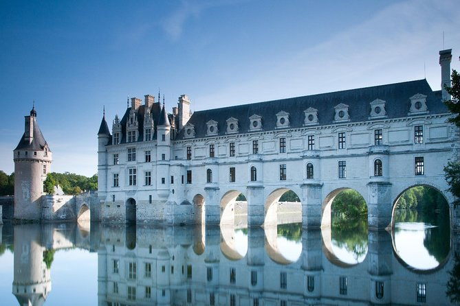 loire-valley-castles-day-trip-from-paris-with-wine-tasting