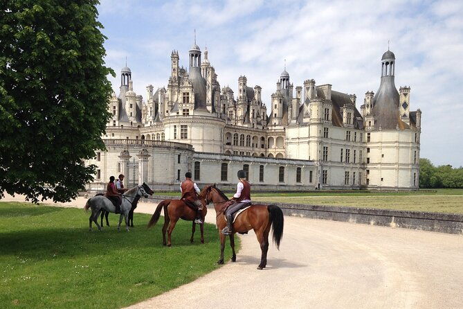 loire-valley-castles-on-horseback-weekend-getaway-from-paris