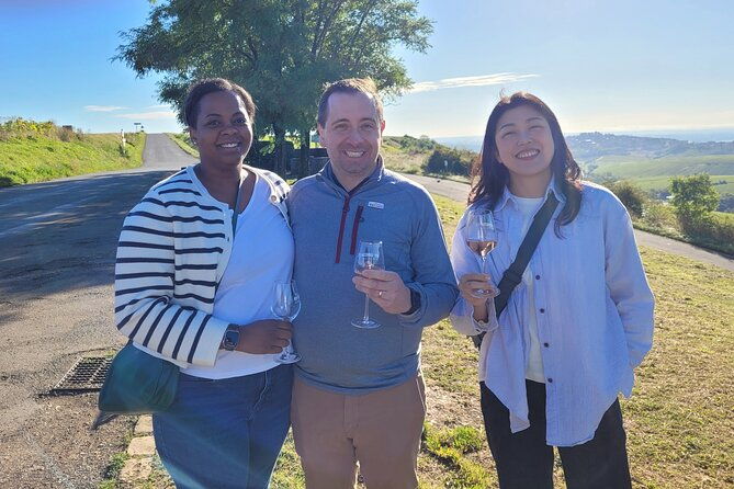 loire-valley-chambord-castle-and-wine-tasting-from-paris