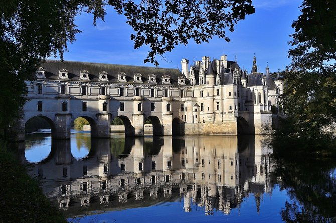 loire-valley-chateaux-from-paris-private-tour