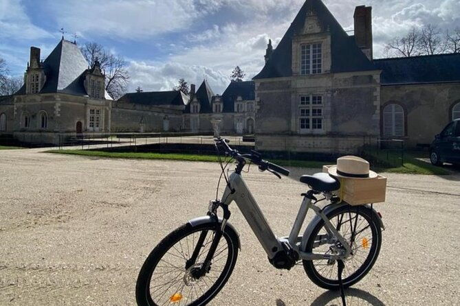 loire-valley-ebike-tour-to-chambord-from-tours-2