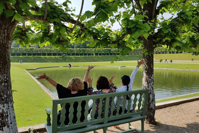 loire-valley-half-day-villandry-and-azay-le-rideau-from-tours