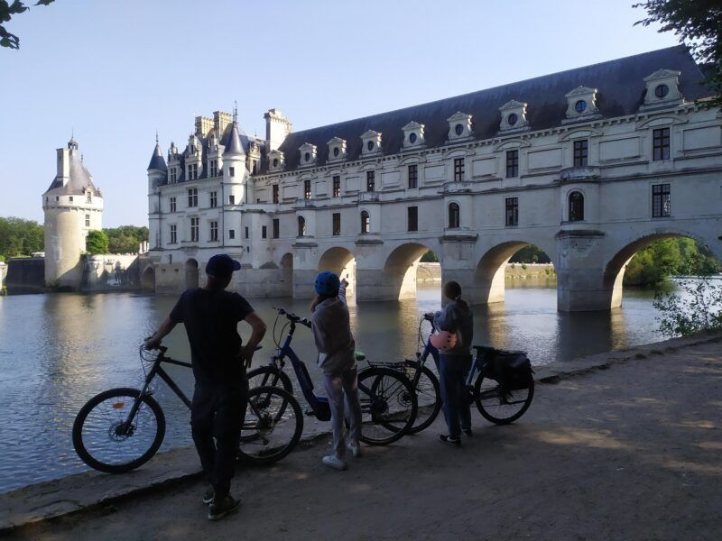 loire-valley-royal-getaway-e-bike-ride-stay-in-a-chateau