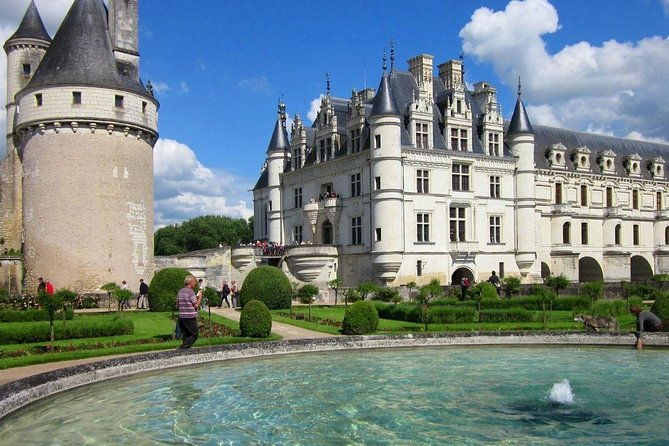 loire-valley-trip-from-paris-with-private-local-guide-private-transportation